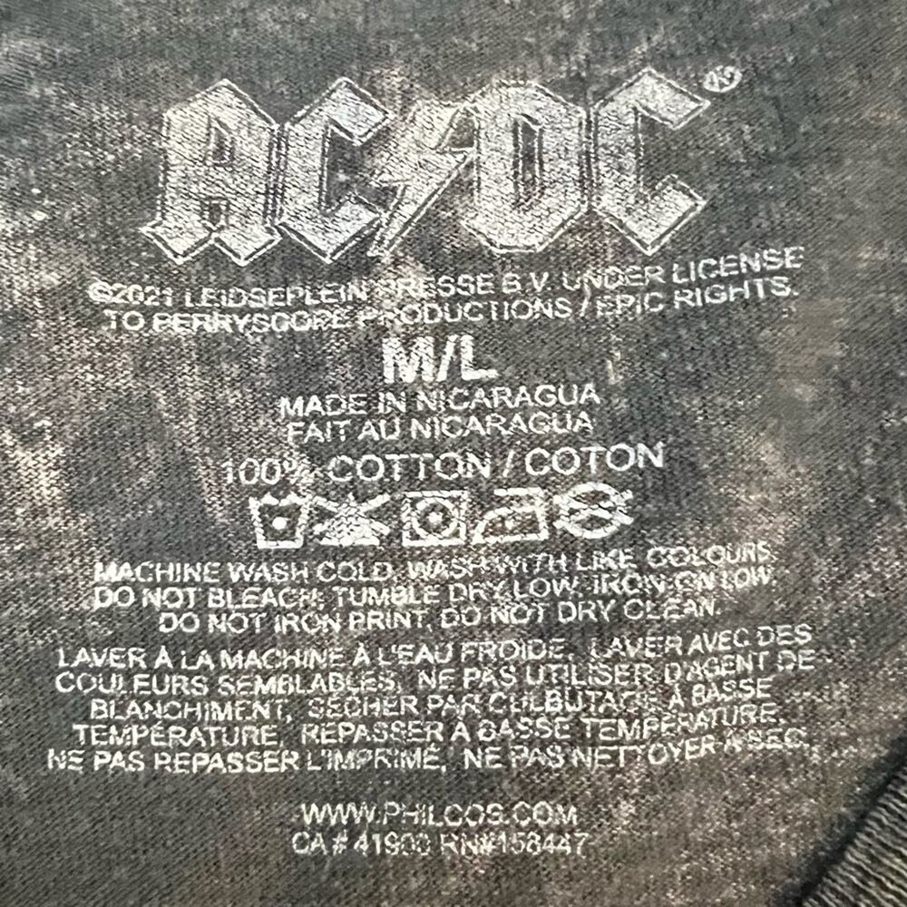 AC/DC Tee - Picture 7 of 9